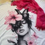 Remera con pañuelo - Imagen 6