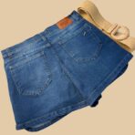 Mini short de jean con efecto falda cruzada al frente - Imagen 3