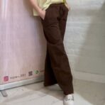 Pantalón de gabardina.