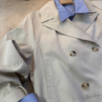 Trench corto impermeable - Imagen 6