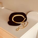 Mini Bag Negra con dorado cuero ecológico - Imagen 5