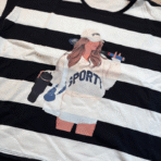 Remera rayada con estampa - Imagen 8