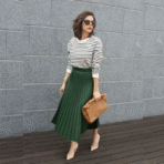 Pollera plisada verde esmeralda